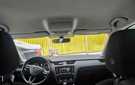 Skoda Octavia, 2018 год, 1 900 000 рублей, 12 фотография