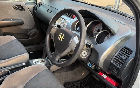 Honda Fit III, 2007 год, 450 000 рублей, 11 фотография