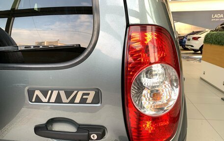 Chevrolet Niva I рестайлинг, 2017 год, 640 000 рублей, 10 фотография