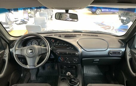 Chevrolet Niva I рестайлинг, 2017 год, 640 000 рублей, 16 фотография