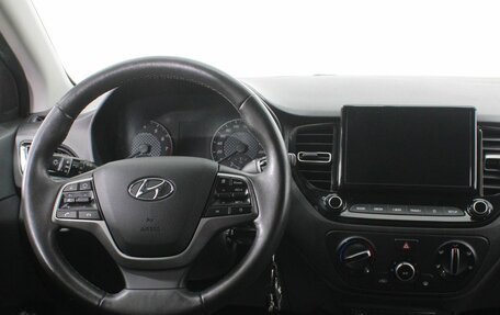 Hyundai Solaris II рестайлинг, 2021 год, 1 745 000 рублей, 10 фотография