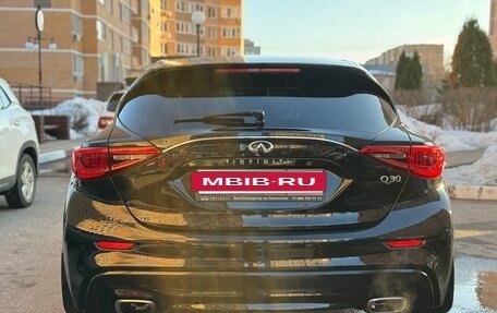 Infiniti Q30, 2017 год, 2 250 000 рублей, 3 фотография