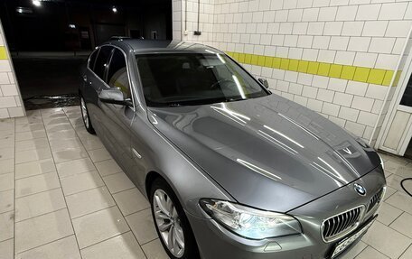 BMW 5 серия, 2015 год, 1 790 000 рублей, 3 фотография