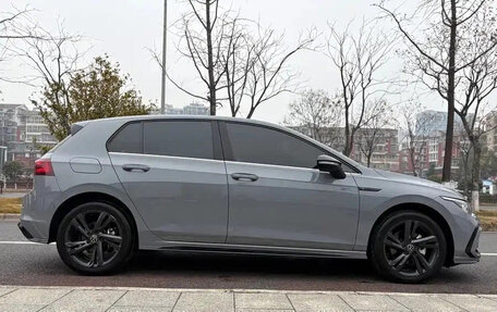 Volkswagen Golf VIII, 2023 год, 2 020 123 рублей, 13 фотография