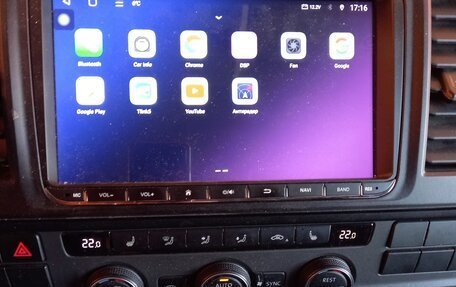 Volkswagen Caravelle T6 рестайлинг, 2017 год, 3 650 000 рублей, 6 фотография