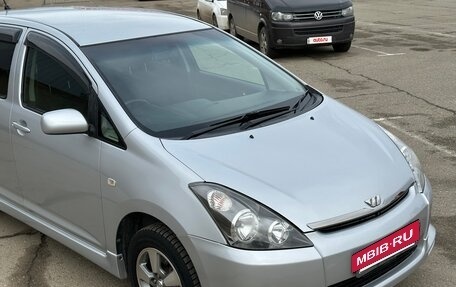 Toyota Wish II, 2005 год, 975 000 рублей, 13 фотография