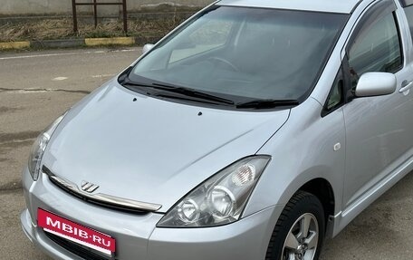 Toyota Wish II, 2005 год, 975 000 рублей, 14 фотография