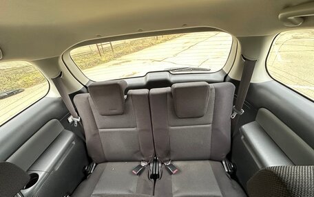 Toyota Wish II, 2005 год, 975 000 рублей, 29 фотография