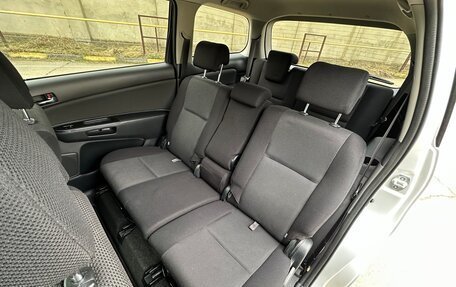 Toyota Wish II, 2005 год, 975 000 рублей, 28 фотография