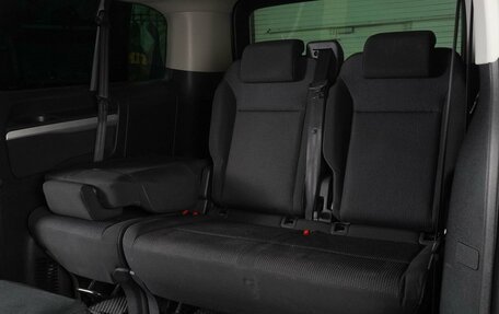 Peugeot Traveller I, 2018 год, 2 749 000 рублей, 12 фотография