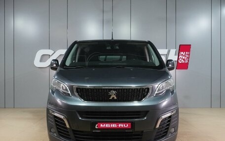 Peugeot Traveller I, 2018 год, 2 749 000 рублей, 3 фотография