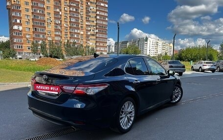 Toyota Camry, 2018 год, 2 700 000 рублей, 6 фотография