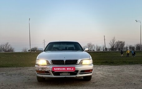 Nissan Laurel VIII, 1999 год, 585 000 рублей, 2 фотография