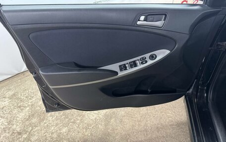 Hyundai Solaris II рестайлинг, 2015 год, 799 000 рублей, 16 фотография