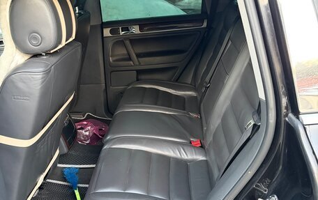 Volkswagen Touareg III, 2005 год, 1 000 050 рублей, 11 фотография