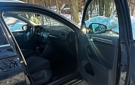 Volkswagen Tiguan II, 2017 год, 1 900 000 рублей, 12 фотография