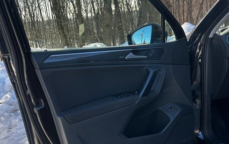 Volkswagen Tiguan II, 2017 год, 1 900 000 рублей, 6 фотография