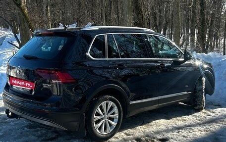 Volkswagen Tiguan II, 2017 год, 1 900 000 рублей, 4 фотография