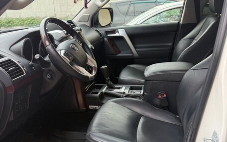 Toyota Land Cruiser Prado 150 рестайлинг 2, 2014 год, 3 699 000 рублей, 5 фотография