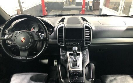 Porsche Cayenne III, 2010 год, 1 950 000 рублей, 8 фотография