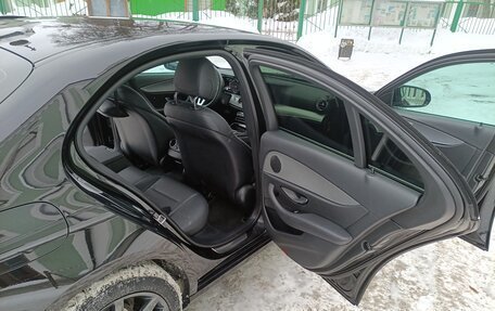 Mercedes-Benz E-Класс, 2020 год, 2 500 000 рублей, 11 фотография