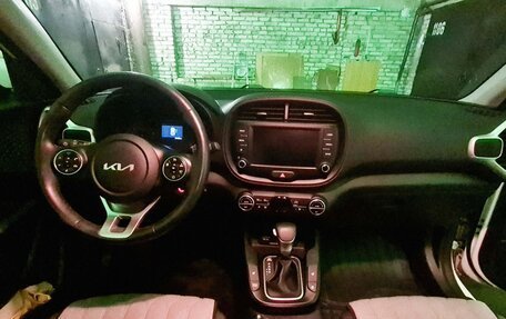 KIA Soul III, 2022 год, 2 500 000 рублей, 15 фотография