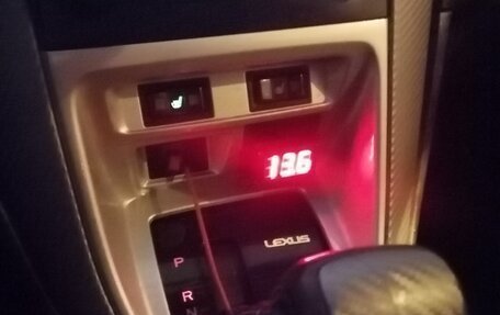 Lexus RX IV рестайлинг, 2000 год, 850 000 рублей, 9 фотография