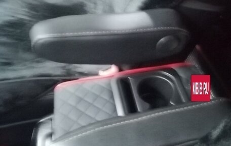 Lexus RX IV рестайлинг, 2000 год, 850 000 рублей, 23 фотография