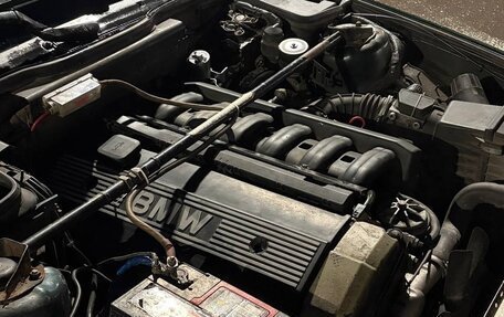 BMW 5 серия, 1987 год, 250 000 рублей, 10 фотография