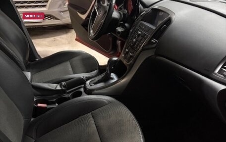 Opel Astra J, 2011 год, 10 020 000 рублей, 8 фотография