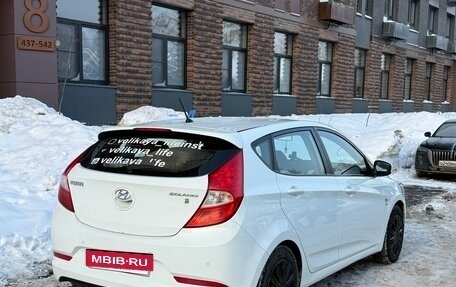 Hyundai Solaris II рестайлинг, 2015 год, 900 000 рублей, 3 фотография