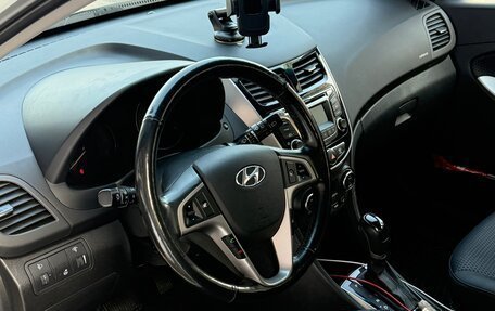 Hyundai Solaris II рестайлинг, 2015 год, 900 000 рублей, 8 фотография