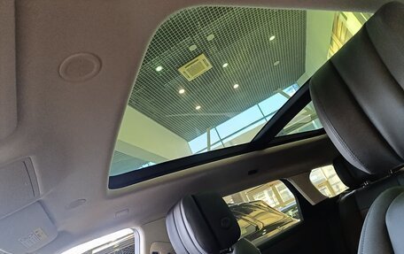 Land Rover Range Rover Evoque II, 2024 год, 5 750 000 рублей, 15 фотография