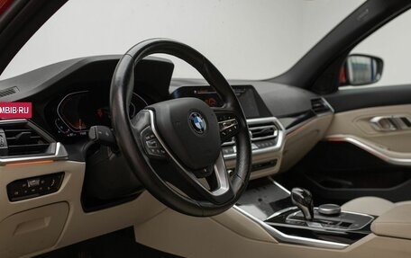 BMW 3 серия, 2021 год, 3 950 000 рублей, 13 фотография