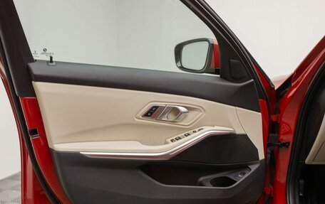 BMW 3 серия, 2021 год, 3 950 000 рублей, 23 фотография