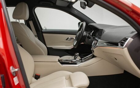 BMW 3 серия, 2021 год, 3 950 000 рублей, 26 фотография