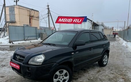 Hyundai Tucson III, 2004 год, 560 000 рублей, 1 фотография