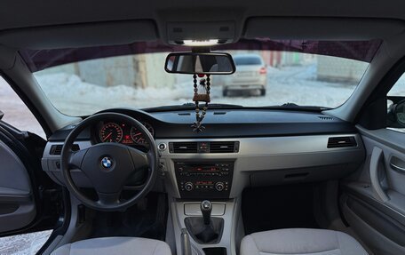 BMW 3 серия, 2007 год, 1 150 000 рублей, 15 фотография