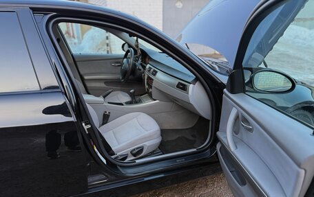 BMW 3 серия, 2007 год, 1 150 000 рублей, 24 фотография