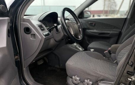 Hyundai Tucson III, 2004 год, 560 000 рублей, 17 фотография
