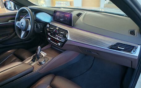 BMW 5 серия, 2019 год, 5 200 000 рублей, 14 фотография