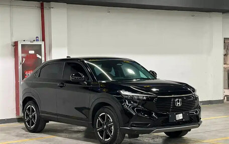 Honda Vezel, 2024 год, 2 100 888 рублей, 3 фотография