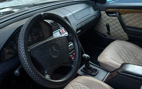 Mercedes-Benz C-Класс, 1996 год, 300 000 рублей, 9 фотография