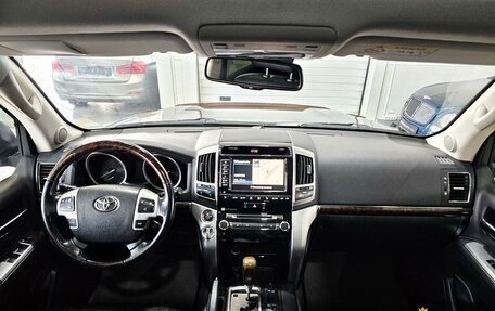 Toyota Land Cruiser 200, 2013 год, 3 479 000 рублей, 13 фотография