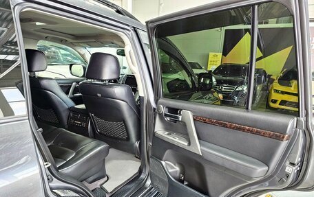 Toyota Land Cruiser 200, 2013 год, 3 479 000 рублей, 18 фотография