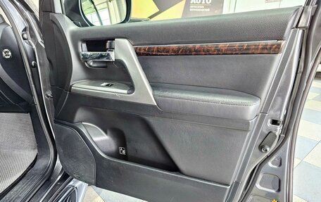 Toyota Land Cruiser 200, 2013 год, 3 479 000 рублей, 22 фотография