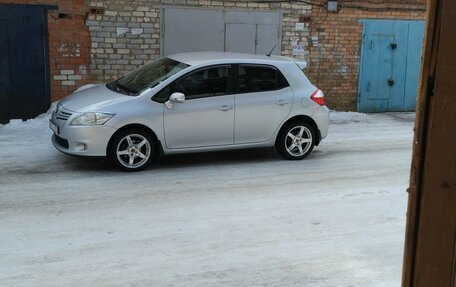 Toyota Auris II, 2010 год, 1 500 000 рублей, 3 фотография