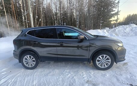 Nissan Qashqai, 2014 год, 1 380 000 рублей, 2 фотография