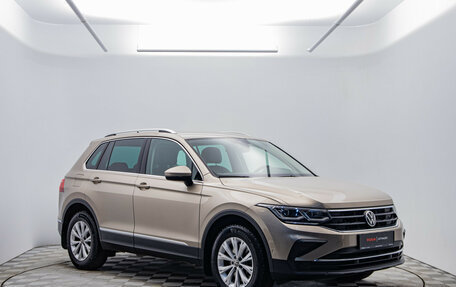 Volkswagen Tiguan II, 2021 год, 3 630 000 рублей, 3 фотография