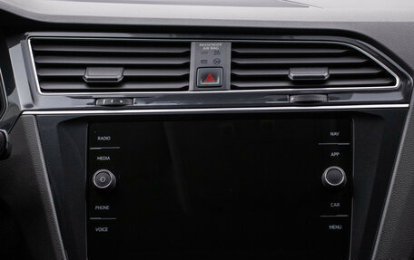 Volkswagen Tiguan II, 2021 год, 3 630 000 рублей, 15 фотография